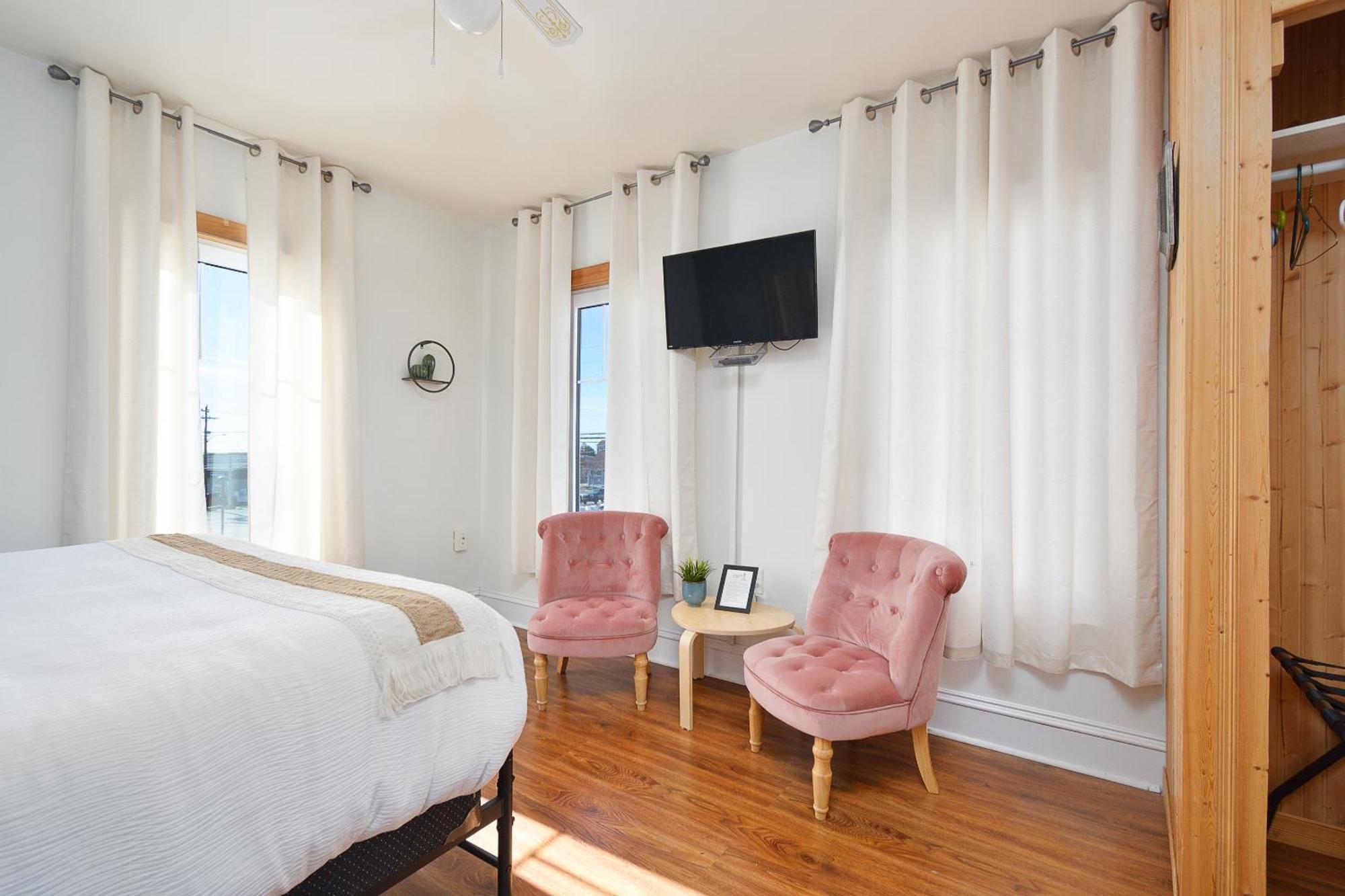 Pepperell Place Inn Inc. St. Peter's Екстериор снимка