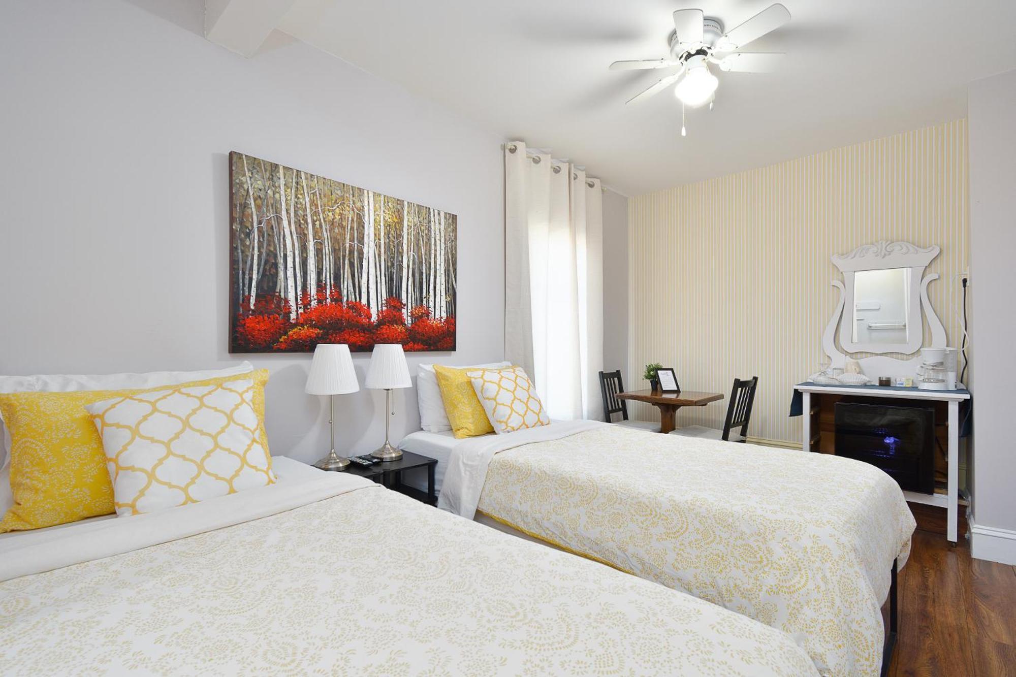 Pepperell Place Inn Inc. St. Peter's Екстериор снимка